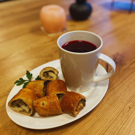 Bezglutenowe paszteciki z kapustą i grzybami leśnymi 6szt