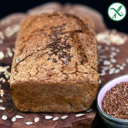 Bezglutenowy chleb 600g z ZIARNAMI